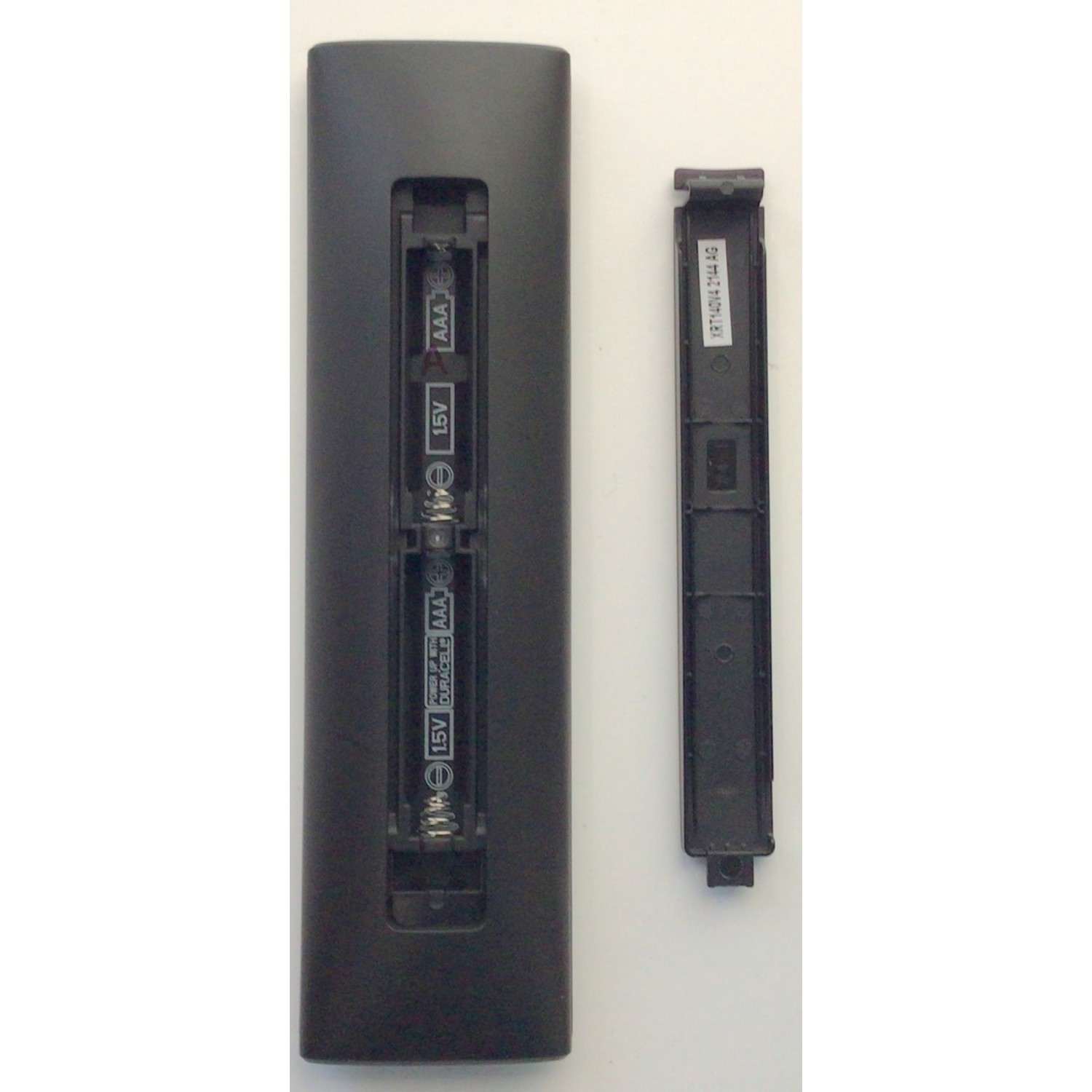 CONTROL REMOTO PARA TV VIZIO / NUMERO DE PARTE XRT140V4 / XRT040L22118 / MODELOS D32F4-J01 / D24F4-J01 / D40F-J09 / D43F-J04 / J04 D24F / J09 D24H / J09 D32F / 04 D32H-J09 / OLED55-H1 - Imagen 3